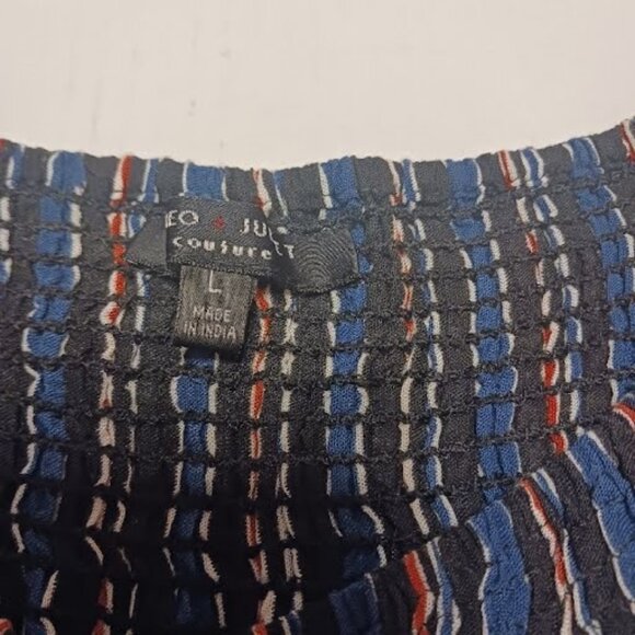 ROMEO & JULIET COUTURE Boho Striped Bell Sleeve with Tassels Blouse, Sz L, Used - Picture 10 of 11